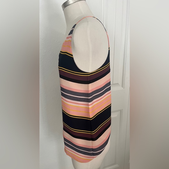 🆕 Loft 🪷 XS V neck lined Tank top - Picture 3 of 5